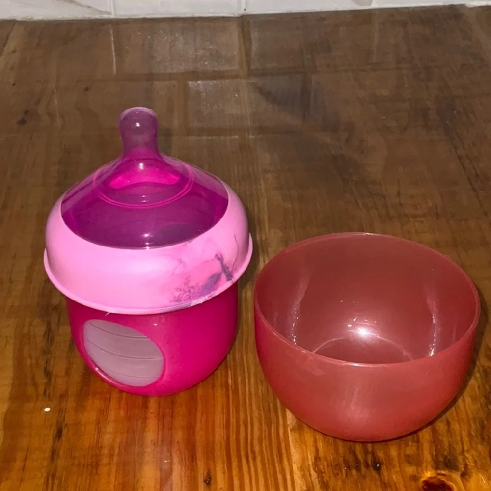 Boon Nursh Silicone Baby Bottle (120nL/4oz)
